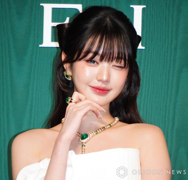 『ブルガリ カレイドス 色彩・文化・技巧』オープニングデイ フォトコールに登場したIVE・ウォニョン （C）ORICON NewS inc.