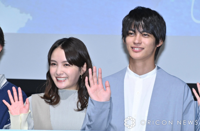 ドラマ『すべての恋が終わるとしても』制作発表会見に参加した（左から）葵わかな、神尾楓珠 （C）ORICON NewS inc.