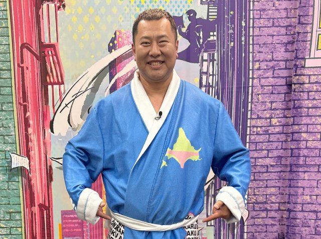 28日放送『ライターズ！』に出演するとにかく明るい安村