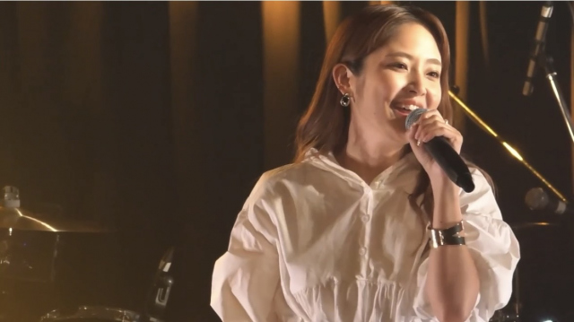 第1子男児の出産を報告した宮脇詩音